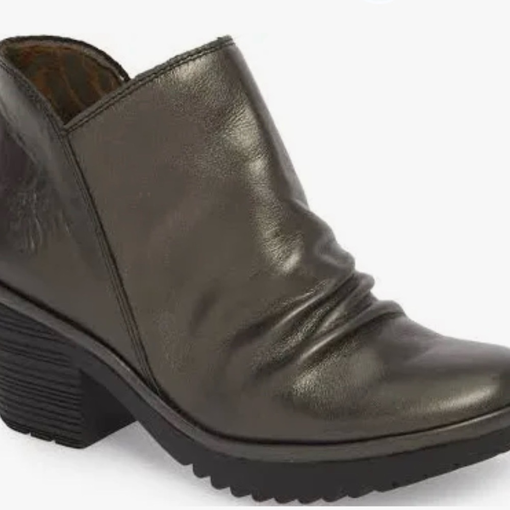 Fly London Shiny Gray Ankle BootsFly London Wezo Metallic gray /silver booties